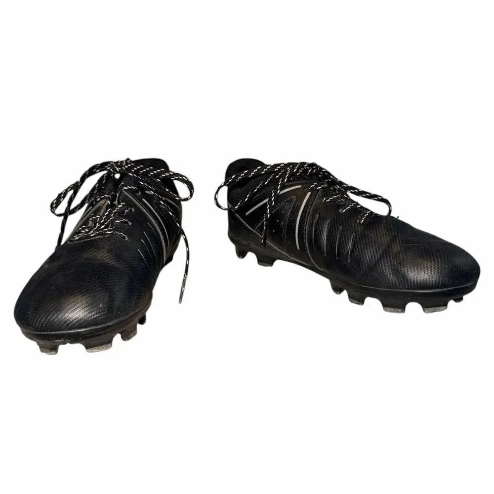 DSG Kids TPU Baseball Cleats Black White Low Top Youth Size 3M EUC